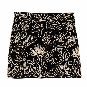 🖤 LOFT Black Embroidered Mini Skirt | Size 10